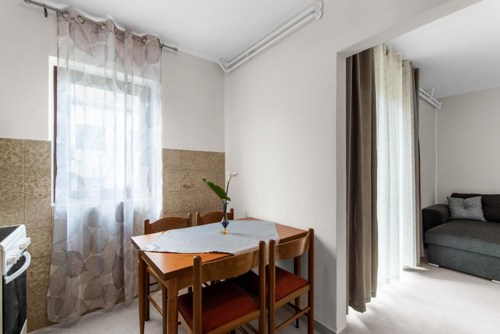 Apartment Feniks *