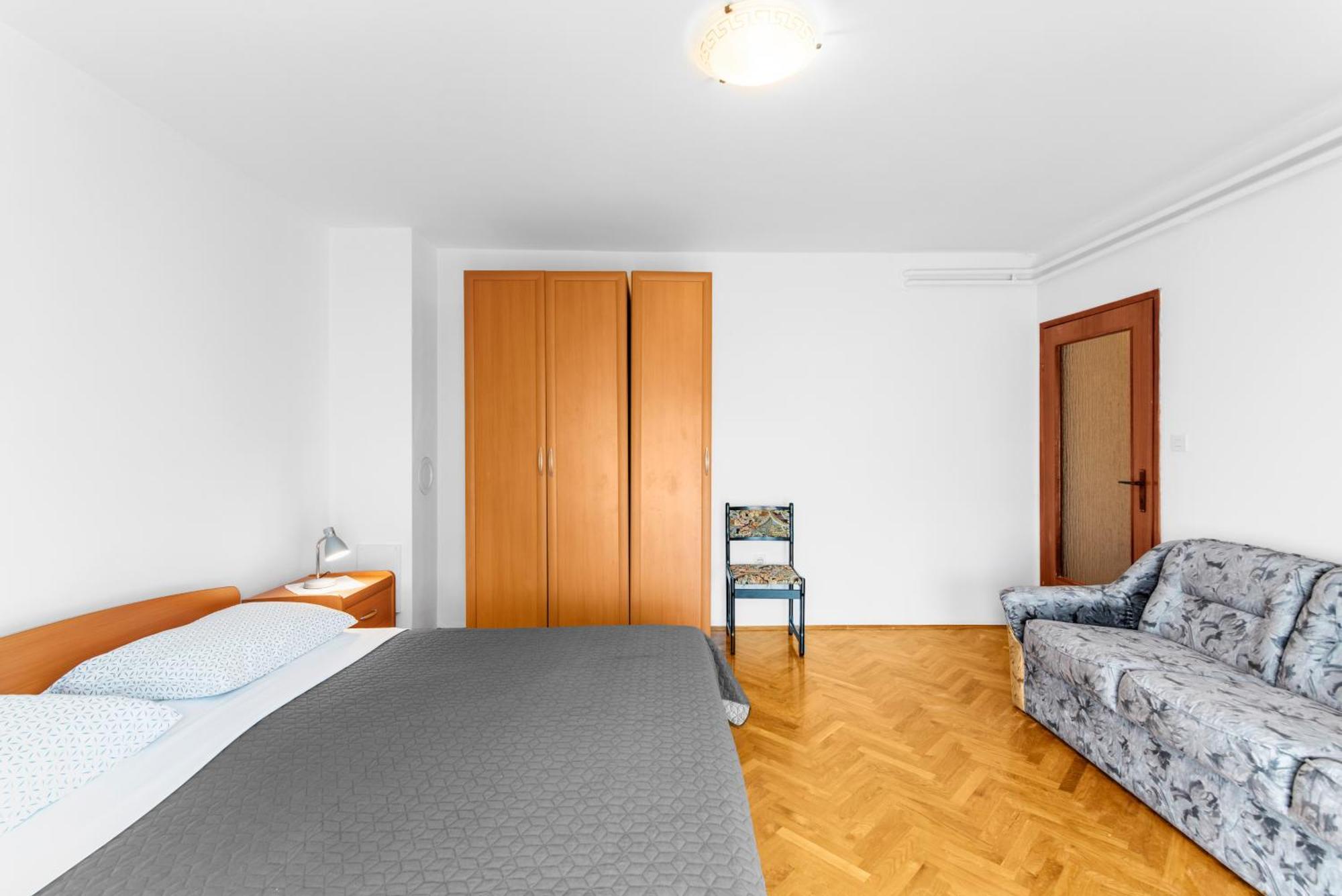 Apartment Feniks *